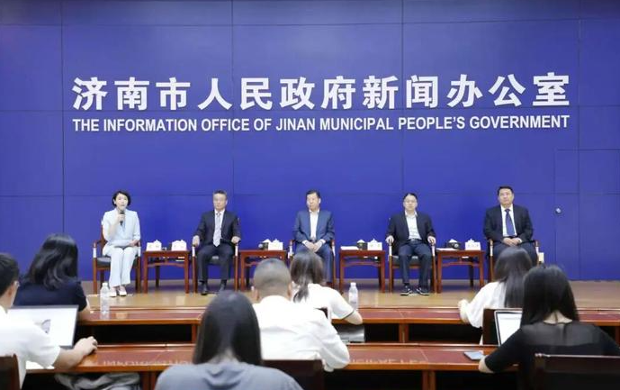 “產業(yè)鏈上的山東好品牌”濟南市企業(yè)家記者見面會——“機器人產業(yè)鏈”專場圖文實錄