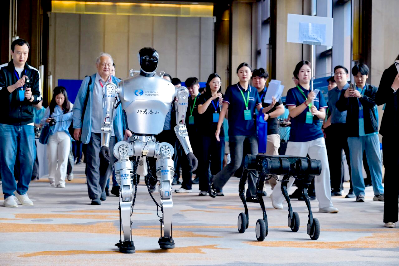 優寶特機器人科技助力第七屆中國研究生機器人創新設計大賽全國總決賽